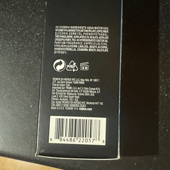 Redken Fashion Collection Short Sculpt 19 Gel - Black and Blue - Picture 4 of 4